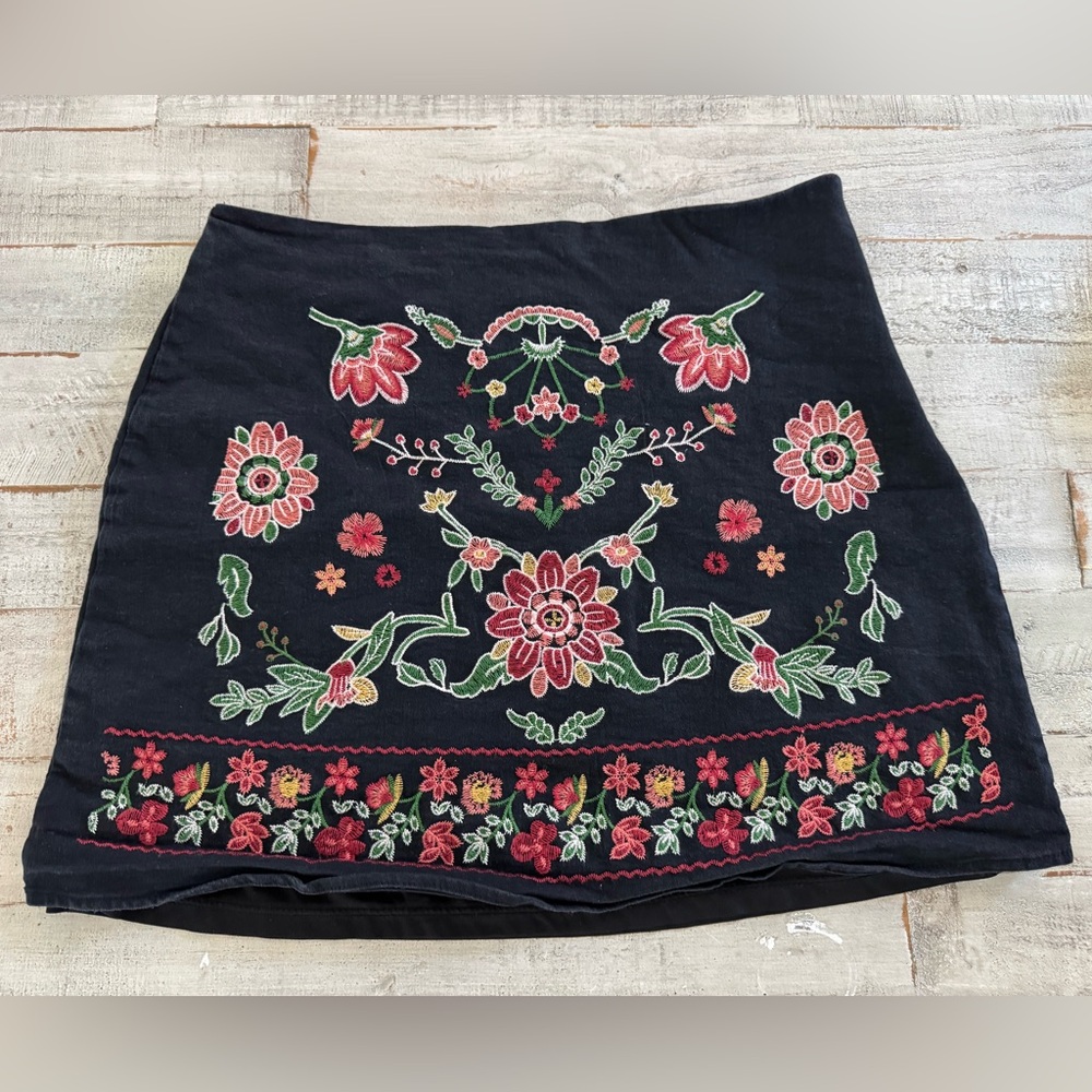Floral Embroidered Black Skirt